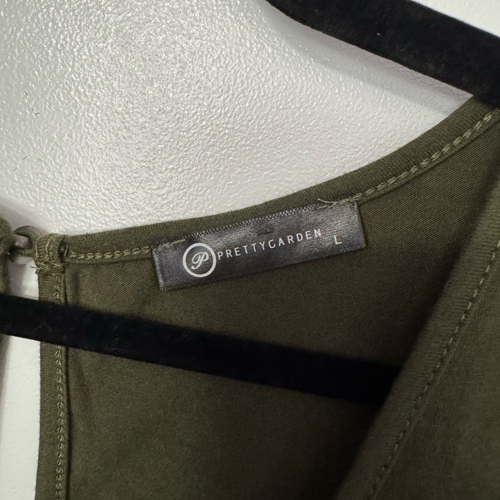 Pretty Garden Dark Green Sleeveless Jumpsuit - Picture 2 of 6